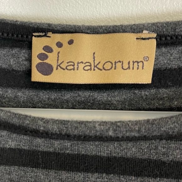 Karakorum Shirt Womens Large XL Black Gray Striped Tunic Round Neck - Picture 3 of 10